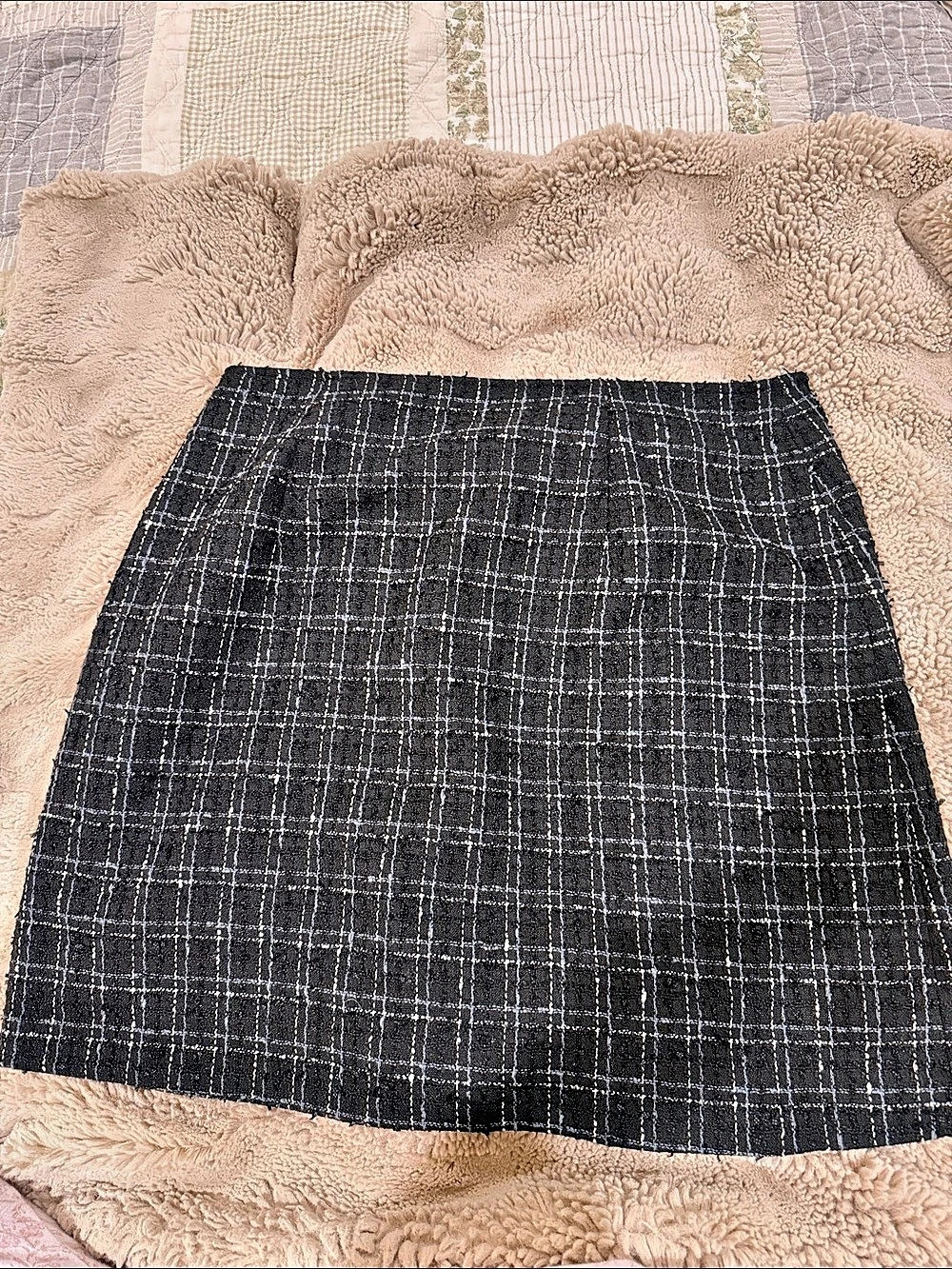 Club Monaco Plaid Black White Wool Blend Skirt Black & Gray Size 8